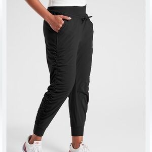 Athleta Attitude Black Jogger Atheleisure Athletic Casual Size 4